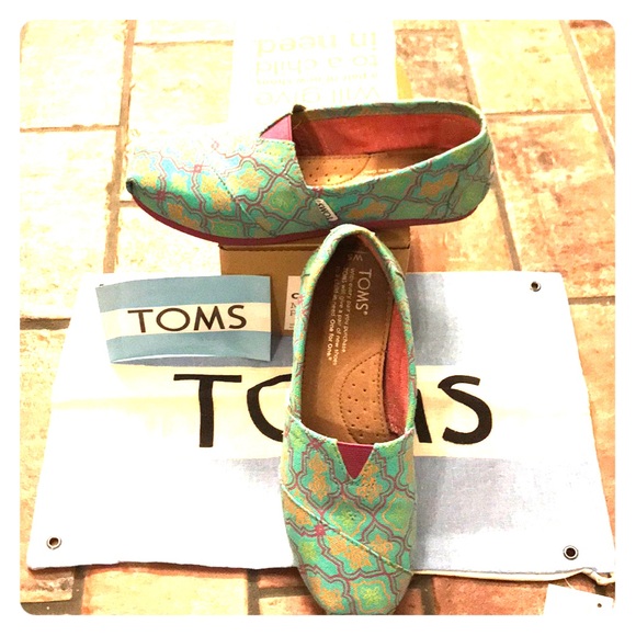 Toms Shoes - TOMS Teal Moroccan Print Slip On Women’s Size 5
